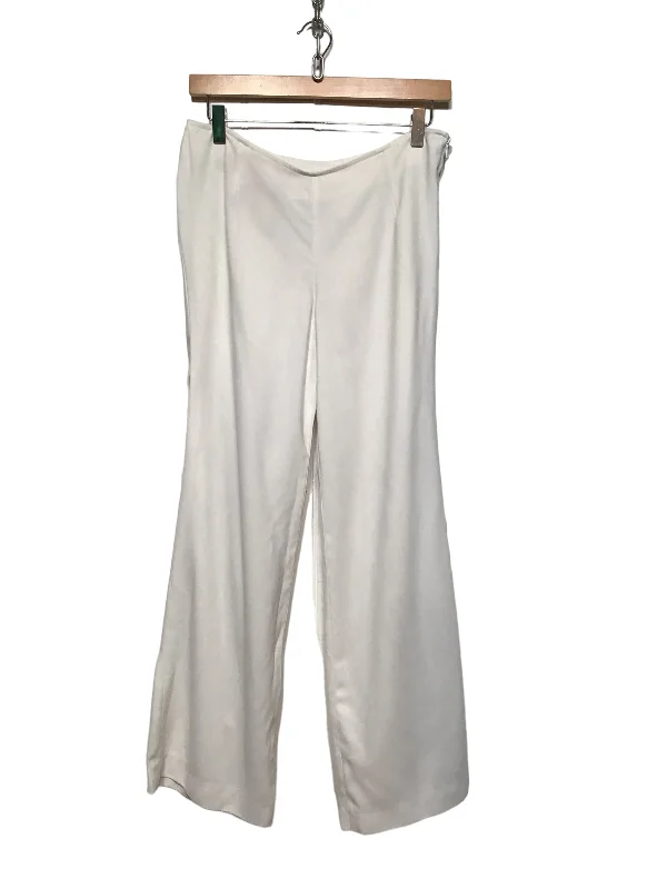 women's trendy pantsWomen’s White Trousers (Size L)