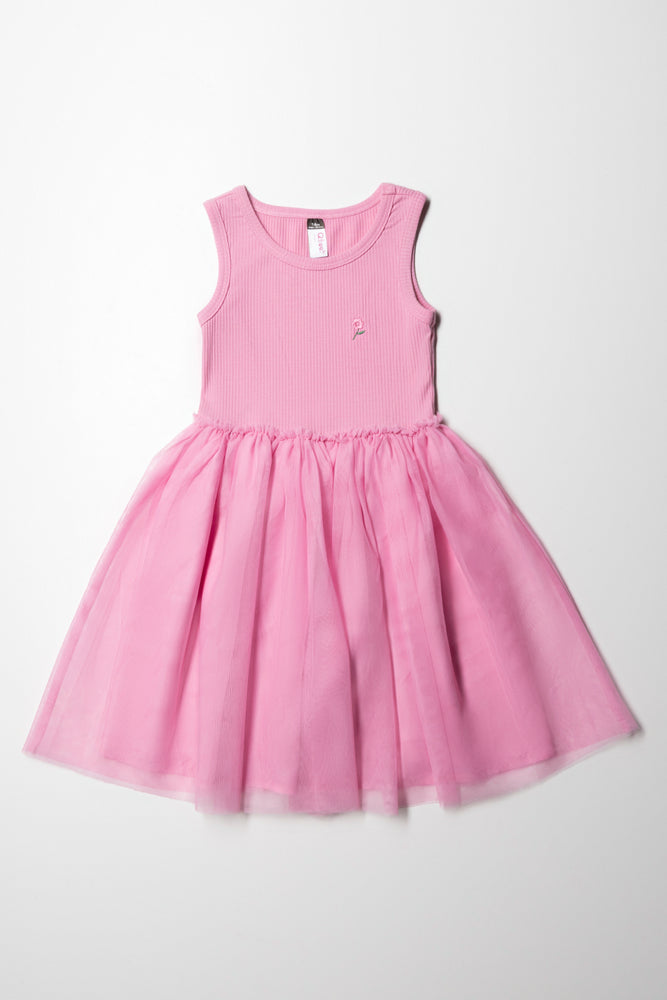 simple yet stylish midi dressesMesh Combo Dress Mid Pink