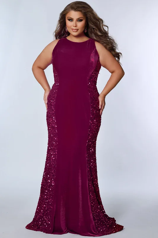 Formal Dress for Film PremieresStruts Pageant Gown