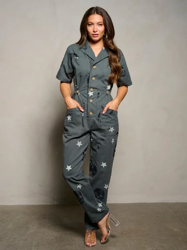 women's jumpsuits for curve-hugging stylesWOMEN'S SHORT SLEEVE BUTTON UP PRINTED POCKETS DENIM JUMPSUIT