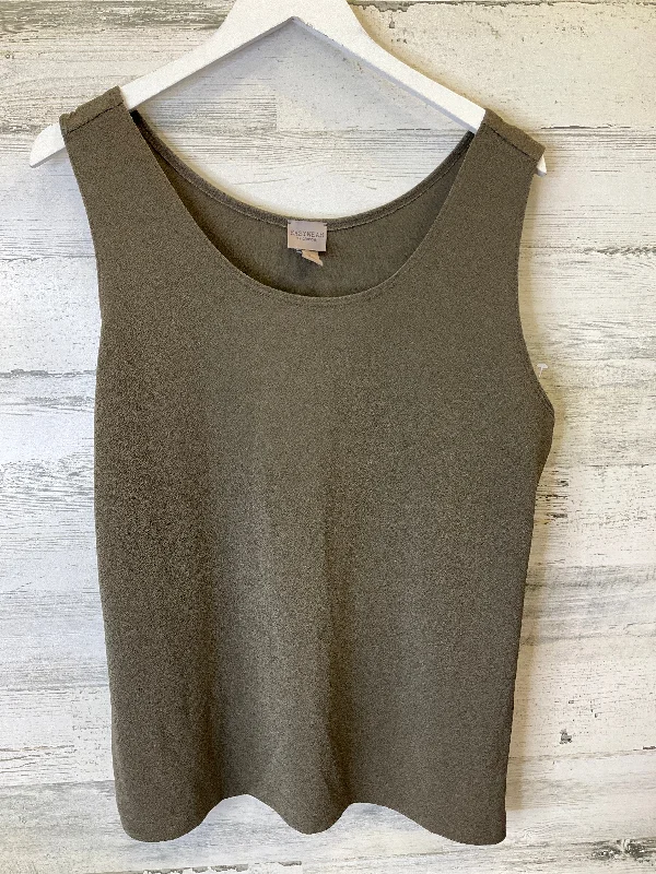 women's tops for those who want to add a bit of flair and personality to their looksTop Sleeveless By Chicos  Size: L