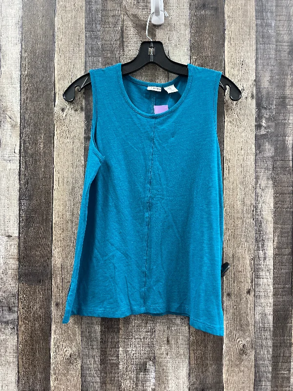 women's tops for those who want to stay cool and chic during warmer weatherTop Sleeveless By Max Studio  Size: M