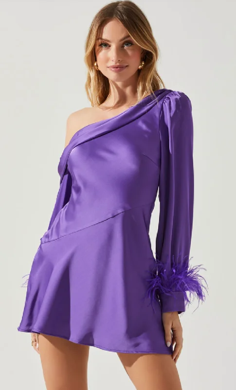 Formal Long Sleeves Lace-Up DressPurple One Shoulder Long Sleeve Feather Dress by ASTR the label