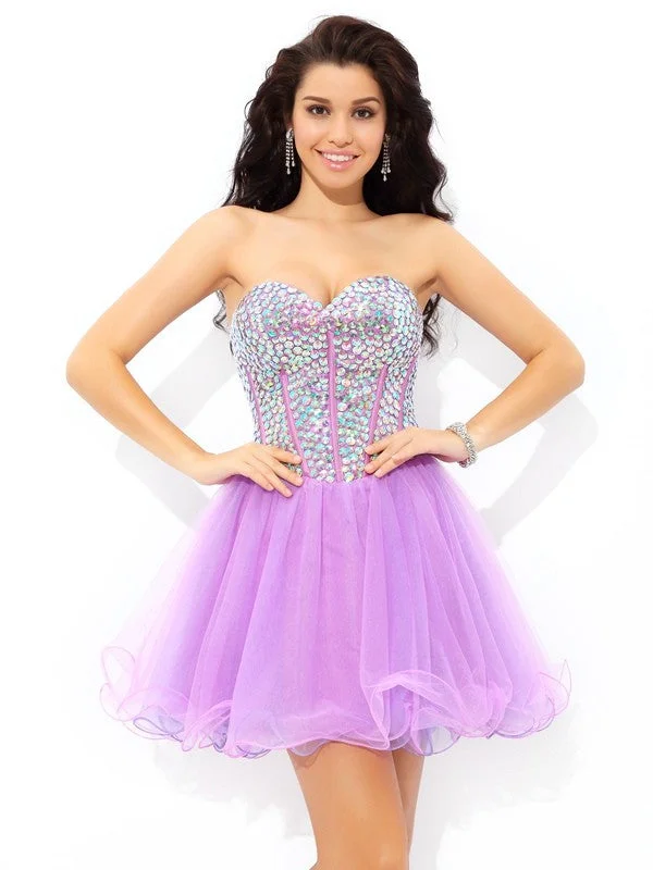 Sleeveless Dress With ButtonsA-Line/Princess Sweetheart Paillette Sleeveless Short Net Cocktail Dresses