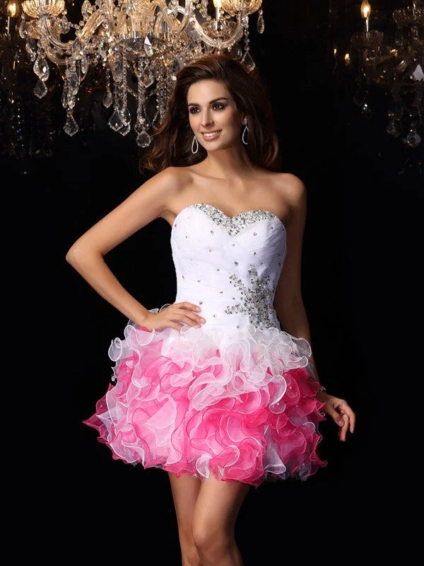 Sleeveless Dress With ChecksA-Line/Princess Sweetheart Ruffles Sleeveless Short Organza Cocktail Dresses