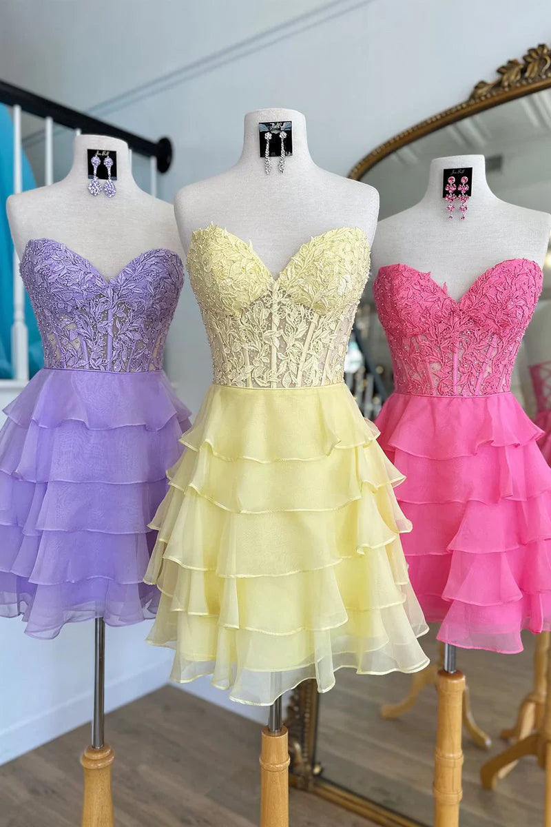 body-skimming party dressesA Line Sweetheart Chiffon Short Homecoming Dresses