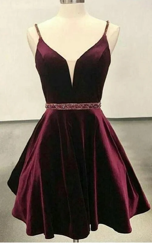 bachelor party dresses (for women)Short Burgundy Homecoming Dress